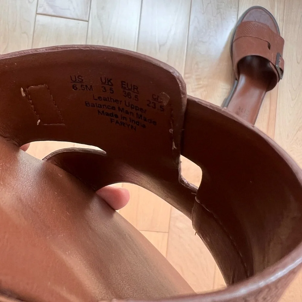 Naturalizer Leather Sandals Size 6.5 - Picture 4 of 5